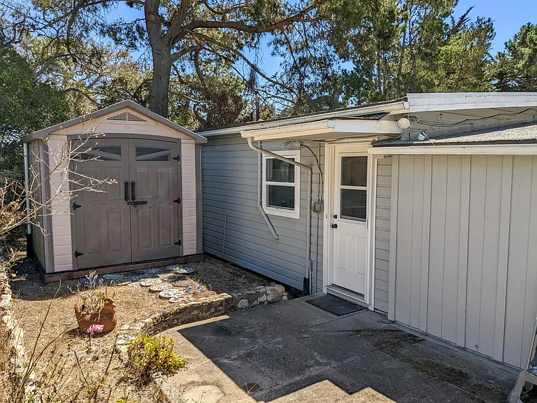 571A Aguajito Rd — Photo 6