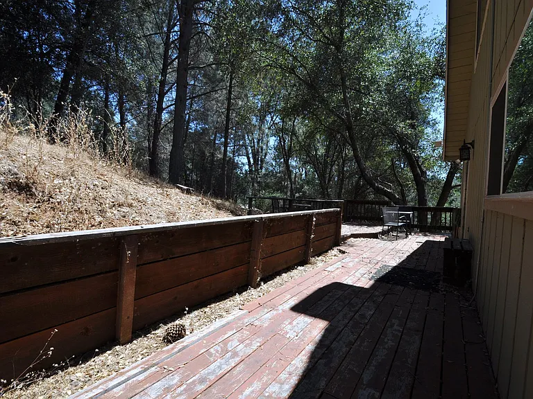 20415 Pine Mountain Dr — Photo 35