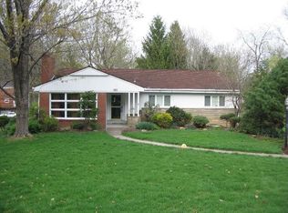 120 Saxony Dr, Pittsburgh, PA