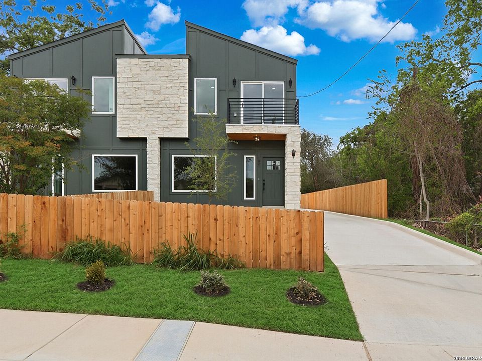 1st image of 2111 VIRGINIA BLVD