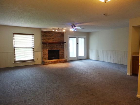5th image of 11041 Peppermill Ln