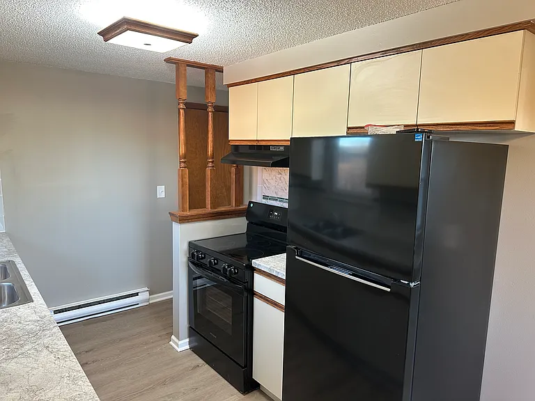 2718 Alder Creek Dr S #3 — Photo 8