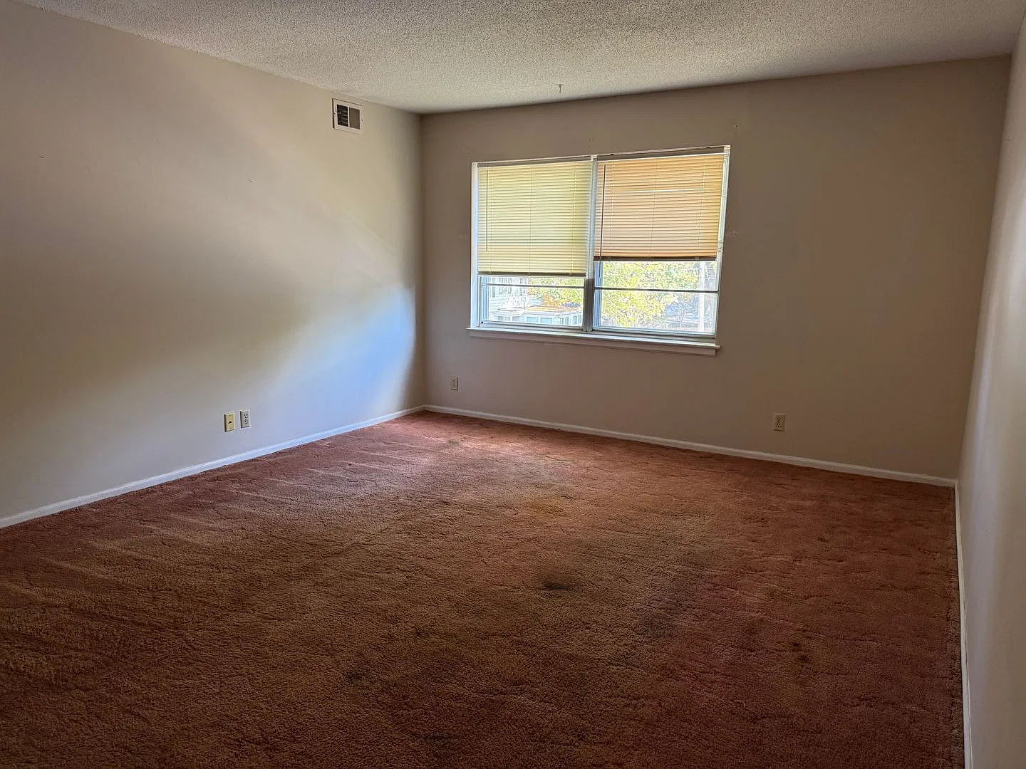 421 N 25th St. St. Joseph, MO 64501 — Photo 2