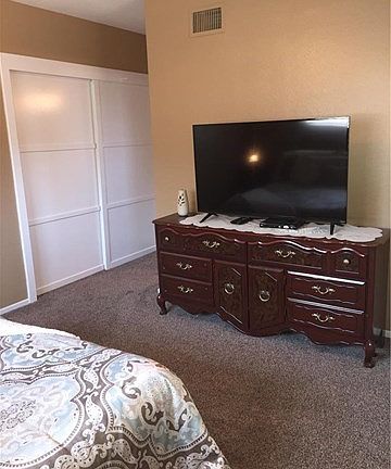 All Bedroom have same  New Carpet