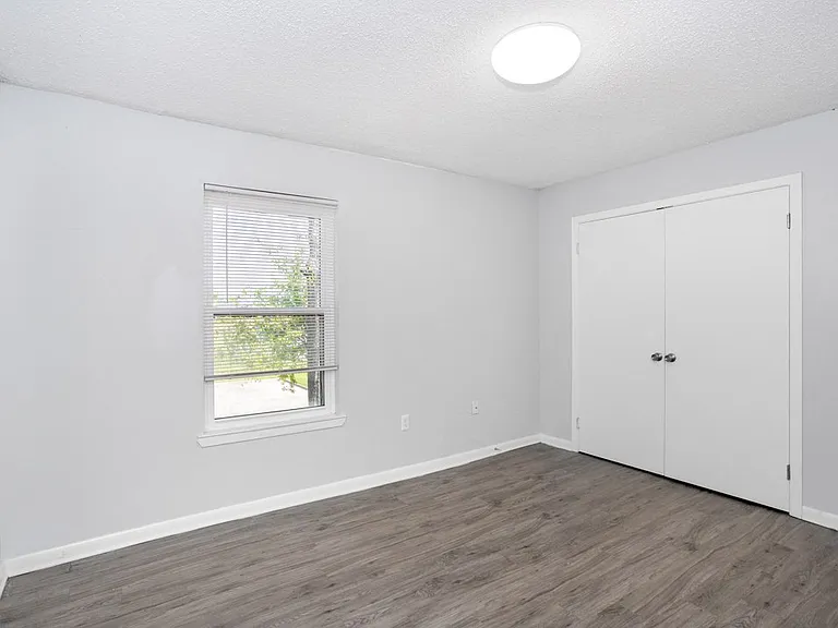 Bedroom with Big Closet
