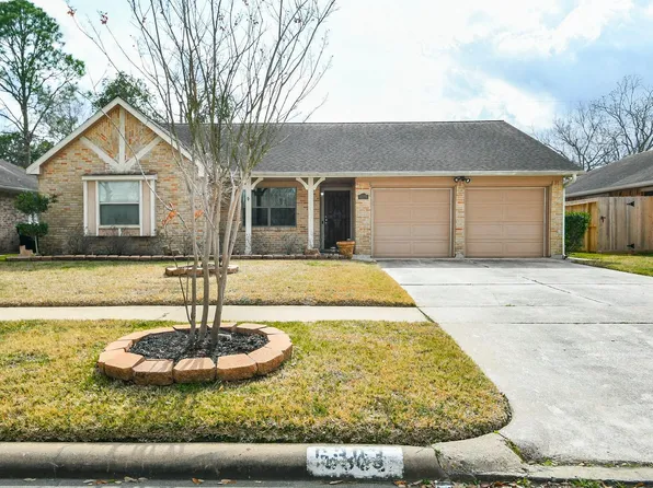 6303 Heatherbloom Dr, Houston, TX 77085