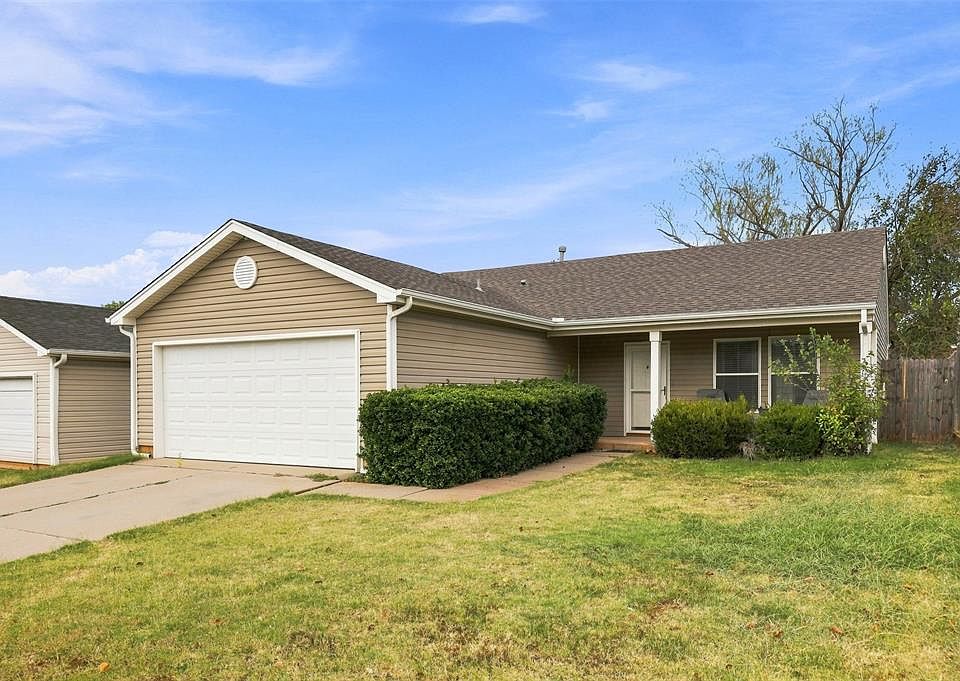 1st image of 2417 Desert Willow Ter