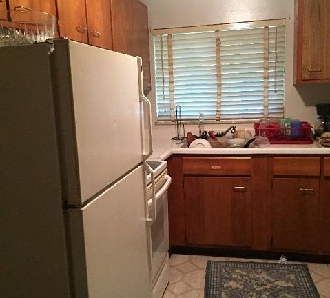 5th image of 170 Richardson Pl