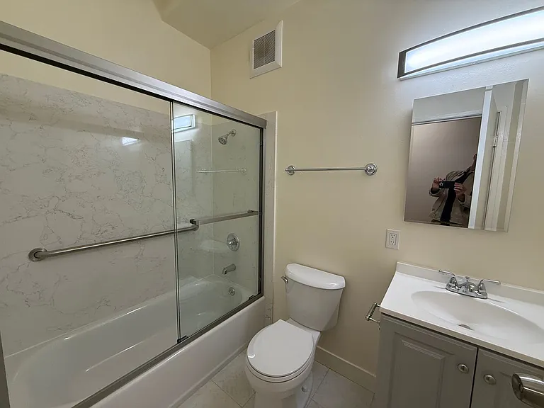 748 Jackson St #7 — Photo 9