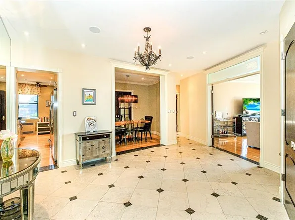 7119 Shore Rd APT 4K, Brooklyn, NY 11209