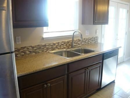 5th image of 424 E La Salle Dr