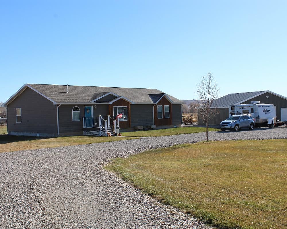 2104 N 2nd St, Lander, WY 82520 Zillow