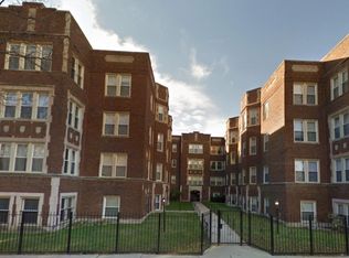 2205 E 70th Pl APT 3E, Chicago, IL 60649