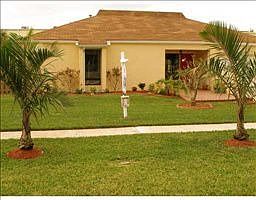 1st image of 9471 SW 49th St