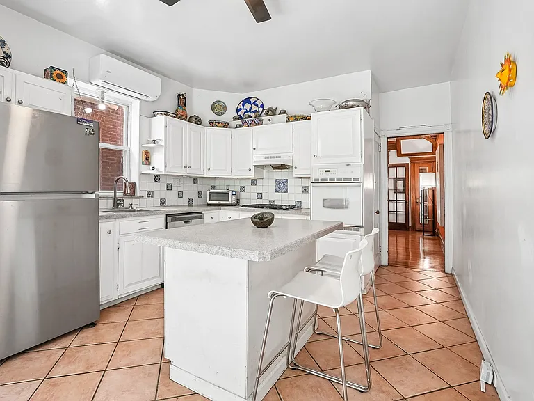 4646 Hazel Ave — Photo 18