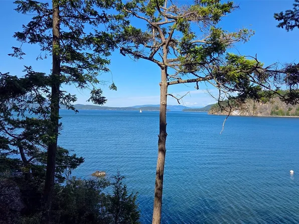 755 Ferry Road, Lopez Island, WA 98261