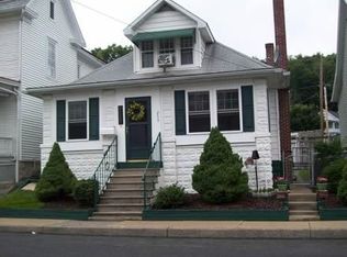 253 W 5th St, Lewistown, PA 17044