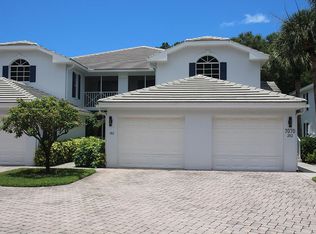 7070 Barrington Cir APT 102, Naples, FL 34108