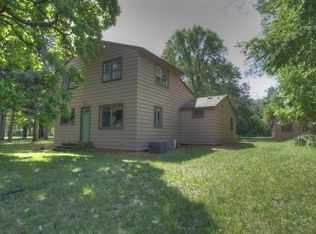 18948 Breezy Point Dr NE, East Bethel, MN 55092