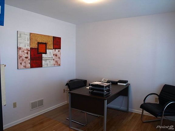 04 1ST. FLOOR OFFICE