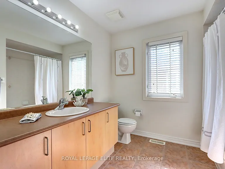 2437 Hilda Dr — Photo 25