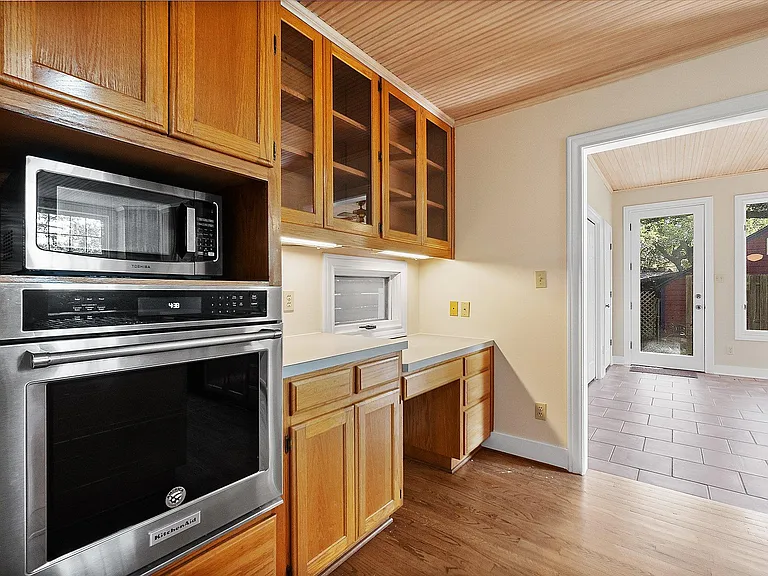 1700 Virginia Ave — Photo 8