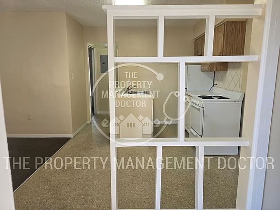 3rd image of 7317 46th Ave N APT 6
