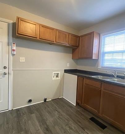 5th image of 119 Calvin St Unit B