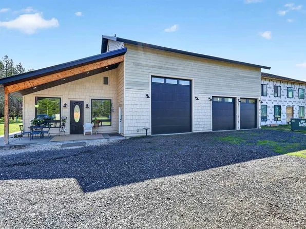 1100 E Denison Chattaroy Rd, Deer Park, WA 99006