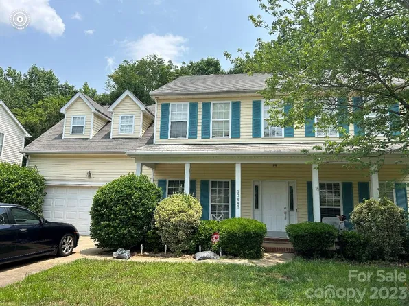 17447 Campbell Hall Ct, Charlotte, NC 28277