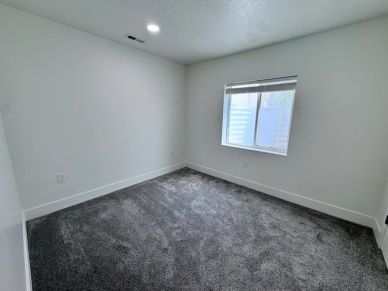 4729 W Middleboro Rd — Photo 17