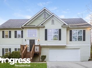 212 Browning Cir, Acworth, GA 30101