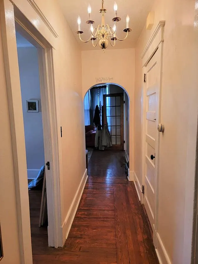 1 bed, 850 sqft, $1,100 — Photo 2