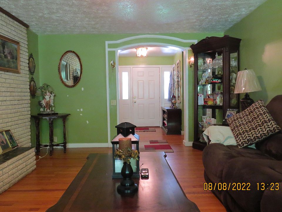 110 S Main St, Evarts, KY 40828 MLS 22017664 Zillow