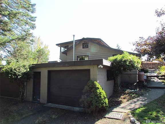 2nd image of 351 S 12th St
