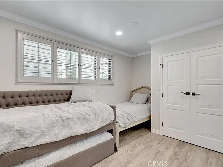 2808 W Oceanfront — Photo 24