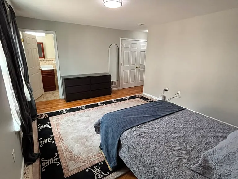 255-257 New Jersey Railroad Ave #11-3 — Photo 4