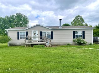 5725 Old Madisonville Rd, Hopkinsville, KY 42240