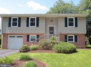 438 Haverhill Rd, Lancaster, PA 17601