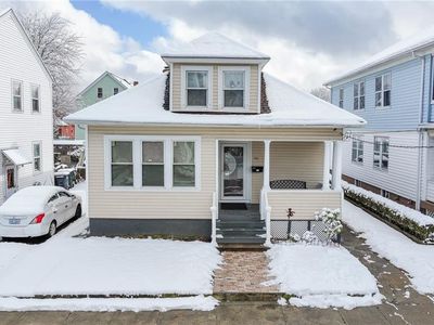 30 Edgemere Ave, Providence, RI, 02909