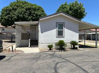 820 S Chinowth St, Visalia, CA 93277