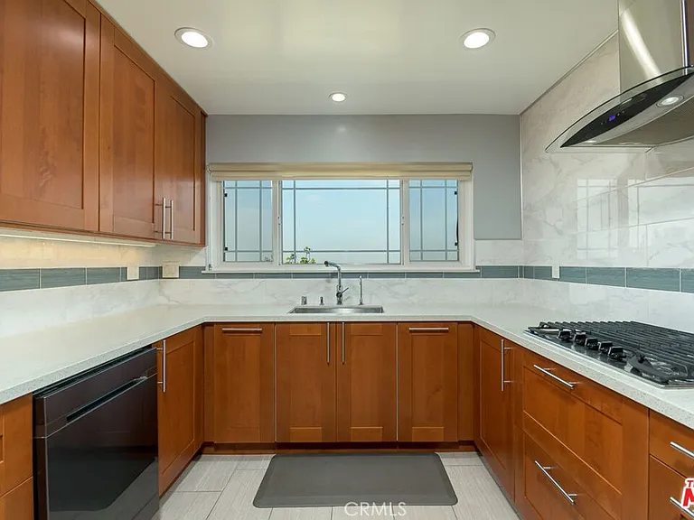 8471 Vine Valley Dr — Photo 8