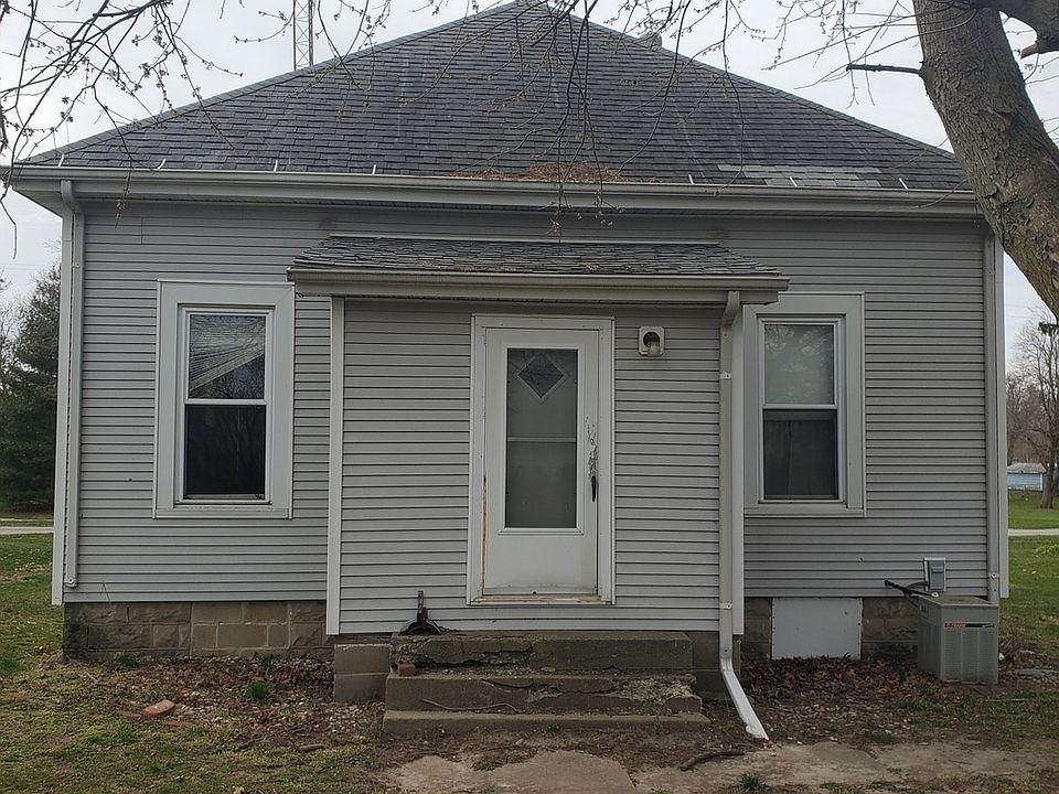 2nd image of 108 Deitrick St