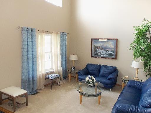 3rd image of 2710 Spinnaker Dr