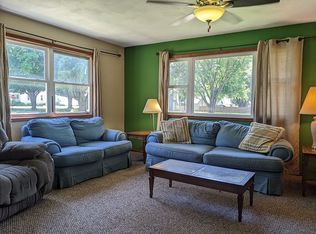 307 S 3rd Ave, Forreston, IL 61030