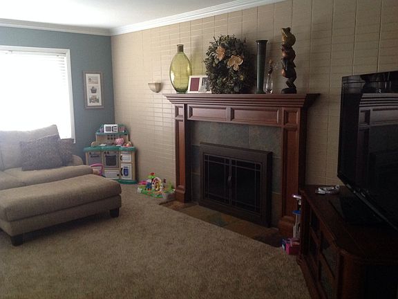 2nd image of 43337 Donley Dr