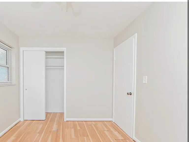 510 Brighton Way — Photo 12