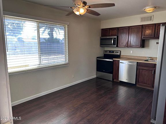 4th image of 3531 E SAINT JOHN Road