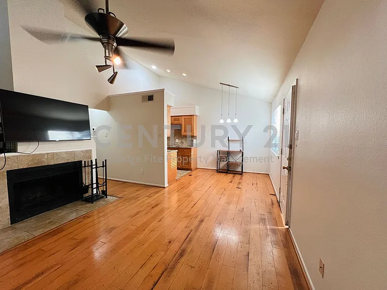 5759 Cedar Creek Dr — Photo 9