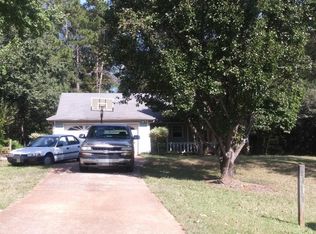 470 E Country Woods Dr, Covington, GA 30016